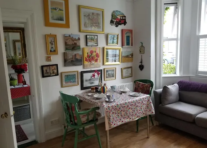 Bed & Breakfast Acara House 3*