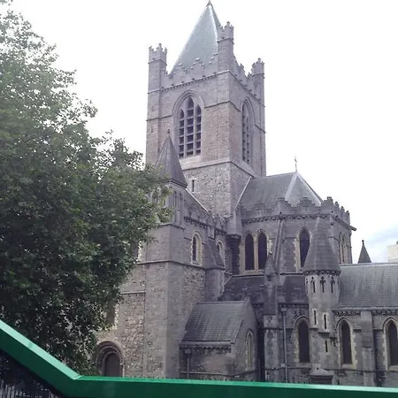 Bed and breakfast Acara House