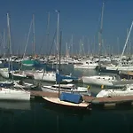 Acara House 3* דבלין